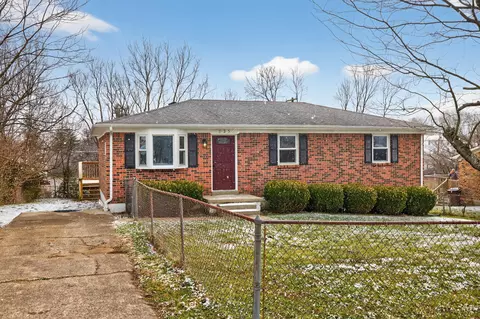 125 Arvin Dr, Lancaster, KY 40444