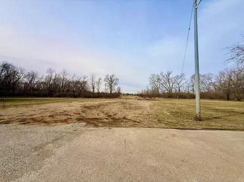3 Shadowbrook Dr, Harrodsburg, KY 40330