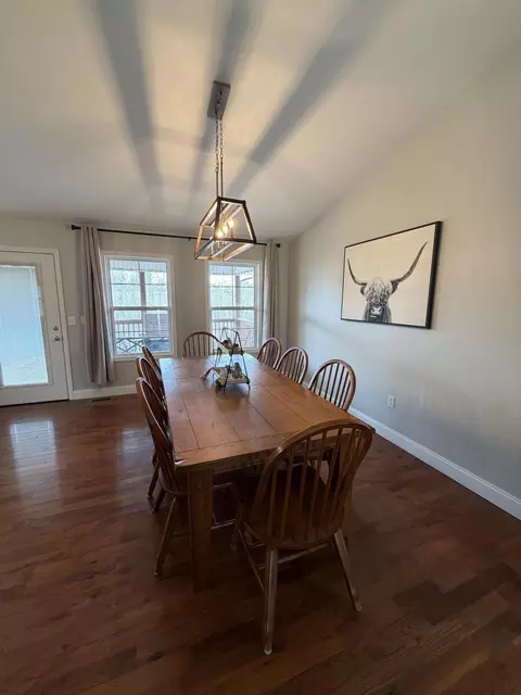 Dining - 401 Landen Dr, Corbin, KY 40701 photo 1 of 1