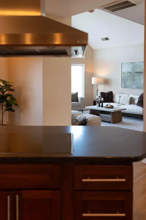 Kitchen - 706 Hunter Dr, Lancaster, KY 40444 photo 6 of 10