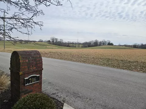 Other - 706 Hunter Dr, Lancaster, KY 40444 photo 2 of 33