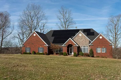 706 Hunter Dr, Lancaster, KY 40444