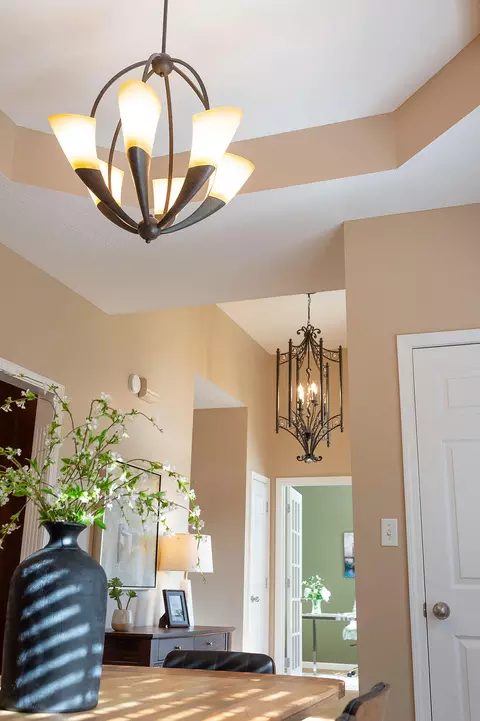 Entry Way - 706 Hunter Dr, Lancaster, KY 40444 photo 6 of 16