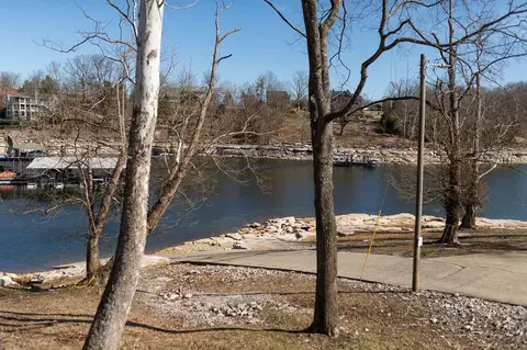 View/Area - 706 Hunter Dr, Lancaster, KY 40444 photo 21 of 23