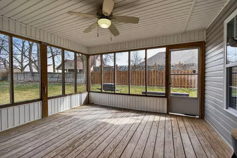 Exterior - 214 Sturbridge Dr, Georgetown, KY 40324 photo 4 of 6