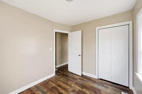 Bedroom - 118 Maple St, Berea, KY 40403 photo 4 of 4