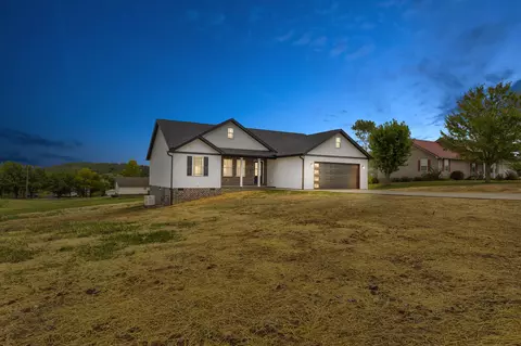 105 Mohican Trl, Jeffersonville, KY 40337