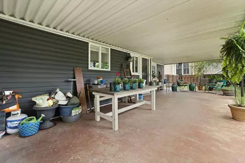 Exterior - 119 Everett Ct, Mount Sterling, KY 40353 photo 3 of 20