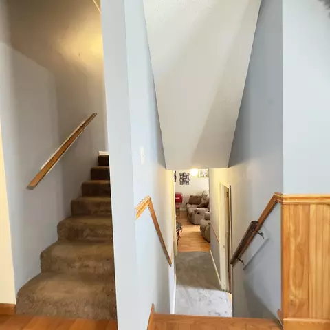 Entry Way - 411 Ruffian Trl, Corbin, KY 40701 photo 2 of 2