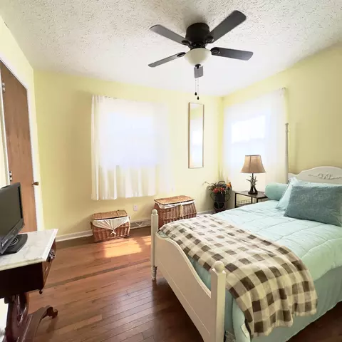 Bedroom - 411 Ruffian Trl, Corbin, KY 40701 photo 3 of 4