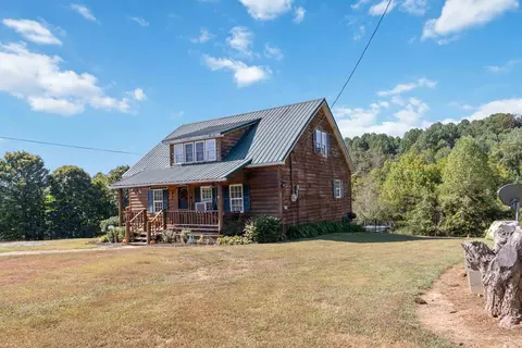 9701 Saloma Rd, Campbellsville, KY 42718