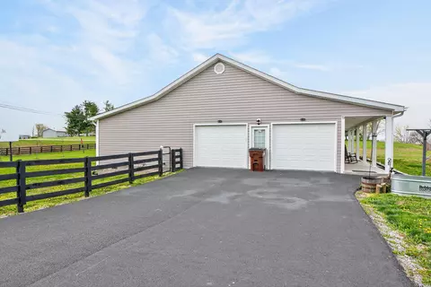 Other - 73 Lee Dr, Lancaster, KY 40444 photo 3 of 25