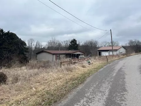 677 New Haven Rd, Lancaster, KY 40444