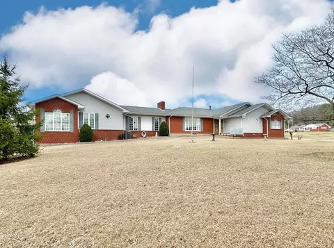 602 Govers Ln, Ferguson, KY 42533
