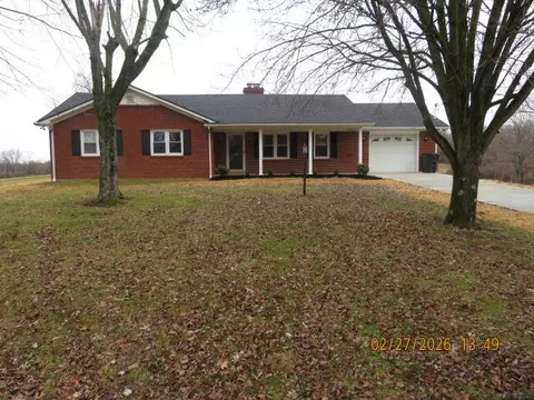 175 Overlooking Dr, Winchester, KY 40391