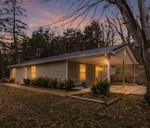119 Tower Ln, Winchester, KY 40391