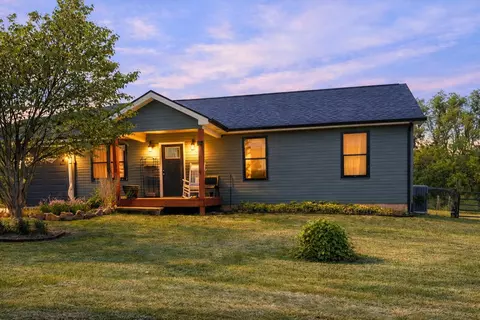 166 Amber Ct, Stanford, KY 40484