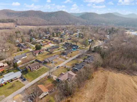 View/Area - 224 Circle Dr, Morehead, KY 40351 photo 17 of 22