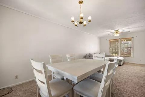Dining - 224 Circle Dr, Morehead, KY 40351 photo 2 of 3
