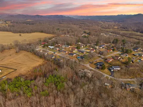 View/Area - 224 Circle Dr, Morehead, KY 40351 photo 13 of 22