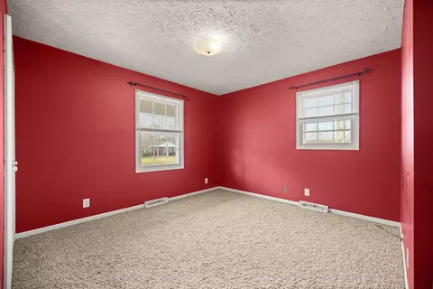 Bedroom - 224 Circle Dr, Morehead, KY 40351 photo 5 of 14
