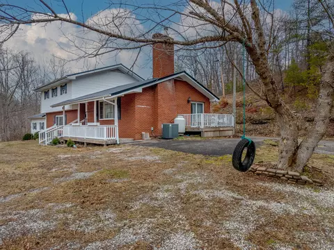 Exterior - 7635 E Us 60, Morehead, KY 40351 photo 12 of 14