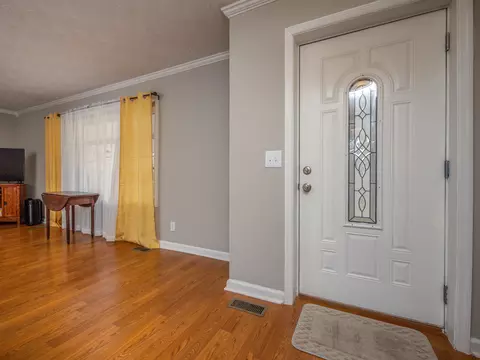 Entry Way - 7635 E Us 60, Morehead, KY 40351 photo 1 of 1