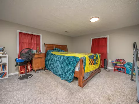 Bedroom - 7635 E Us 60, Morehead, KY 40351 photo 7 of 9