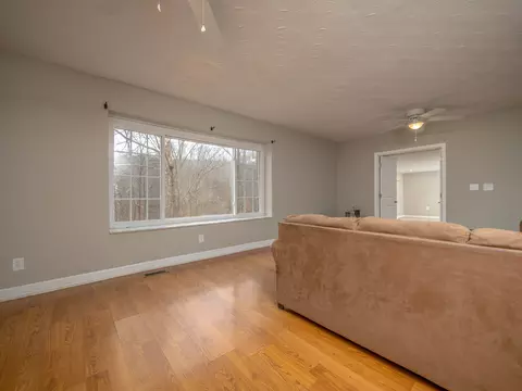 Living - 7635 E Us 60, Morehead, KY 40351 photo 2 of 8