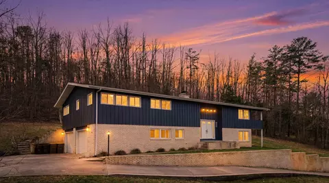 52 Granite Dr, Somerset, KY 42501