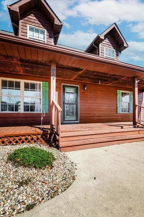 Exterior - 210 Cox Smith Ln, Corbin, KY 40701 photo 6 of 23
