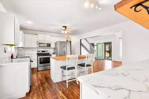 Kitchen - 210 Cox Smith Ln, Corbin, KY 40701 photo 7 of 7