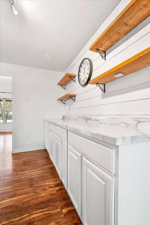 Kitchen - 210 Cox Smith Ln, Corbin, KY 40701 photo 5 of 7