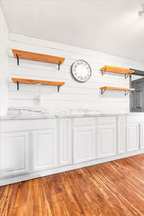 Kitchen - 210 Cox Smith Ln, Corbin, KY 40701 photo 6 of 7