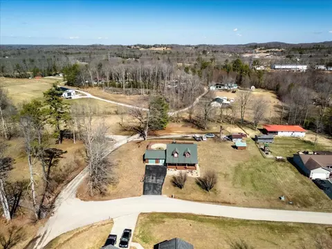 View/Area - 210 Cox Smith Ln, Corbin, KY 40701 photo 3 of 8