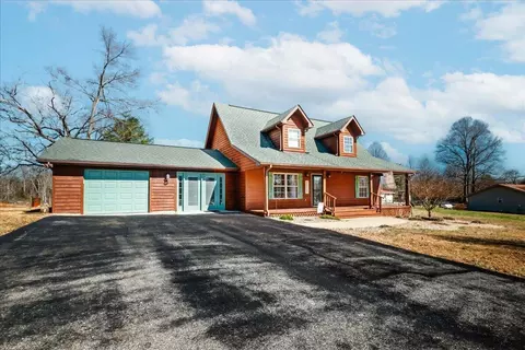 Exterior - 210 Cox Smith Ln, Corbin, KY 40701 photo 2 of 23