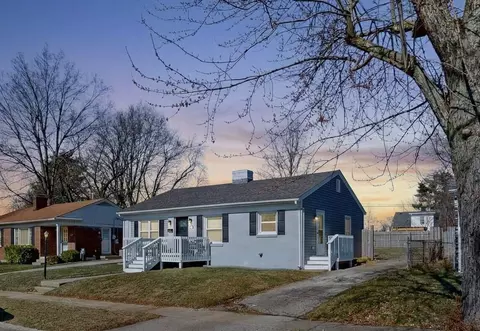 613 Stratford Dr, Lexington, KY 40503