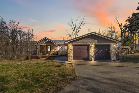 194 Military Rd, Somerset, KY 42503