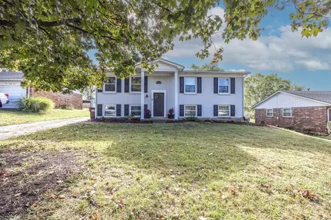 128 Cherokee Dr, Winchester, KY 40391