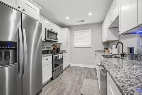 Kitchen - 332 Memory Ln, Richmond, KY 40475 photo 1 of 3