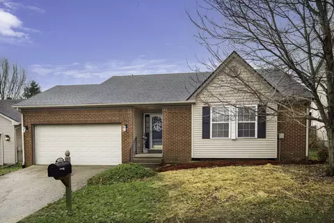 104 Medinah Ct, Frankfort, KY 40601