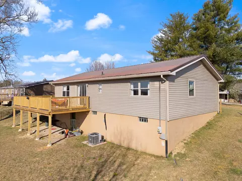 Other - 440 E Spencer Rd, Campton, KY 41301 photo 9 of 12