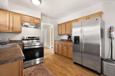 Kitchen - 440 E Spencer Rd, Campton, KY 41301 photo 2 of 2