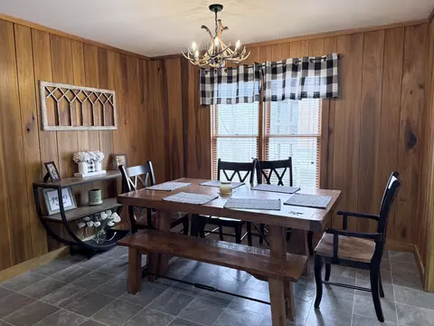 Dining - 176 The Village Dr, Nancy, KY 42544 photo 1 of 3