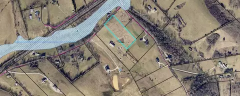 2465 Flanagan Station Rd, Winchester, KY 40391