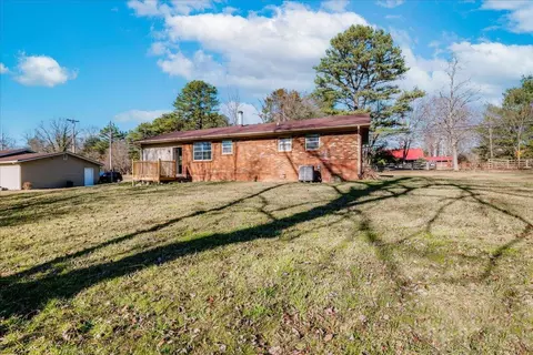Exterior - 1075 Bee Creek Rd, Corbin, KY 40701 photo 7 of 8
