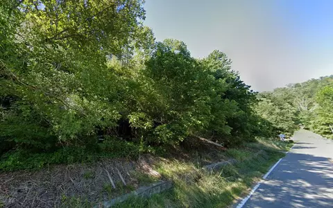 4908 Tomahawk Rd, Tomahawk, KY 41262 photo 2