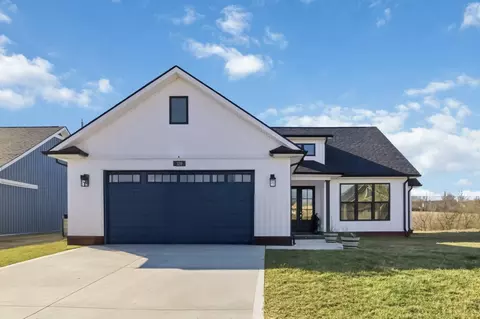 120 Hawk Ln, Mount Sterling, KY 40353