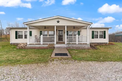124 Victory-greenmont Rd, East Bernstadt, KY 40729
