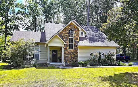 1870 Eagle Dr, Morehead, KY 40351